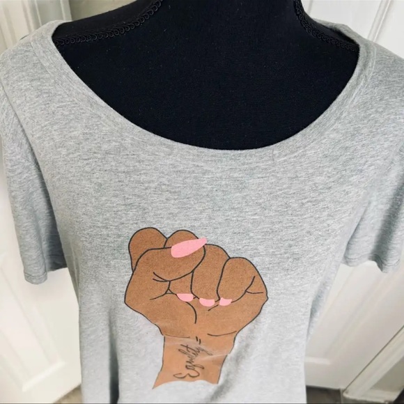 Grey Scoopneck Equality Graphic T-Shirt Size 1X - Picture 5 of 7
